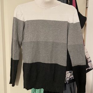 Premise Women’s Turtleneck Sweater - Black, Gray, and White